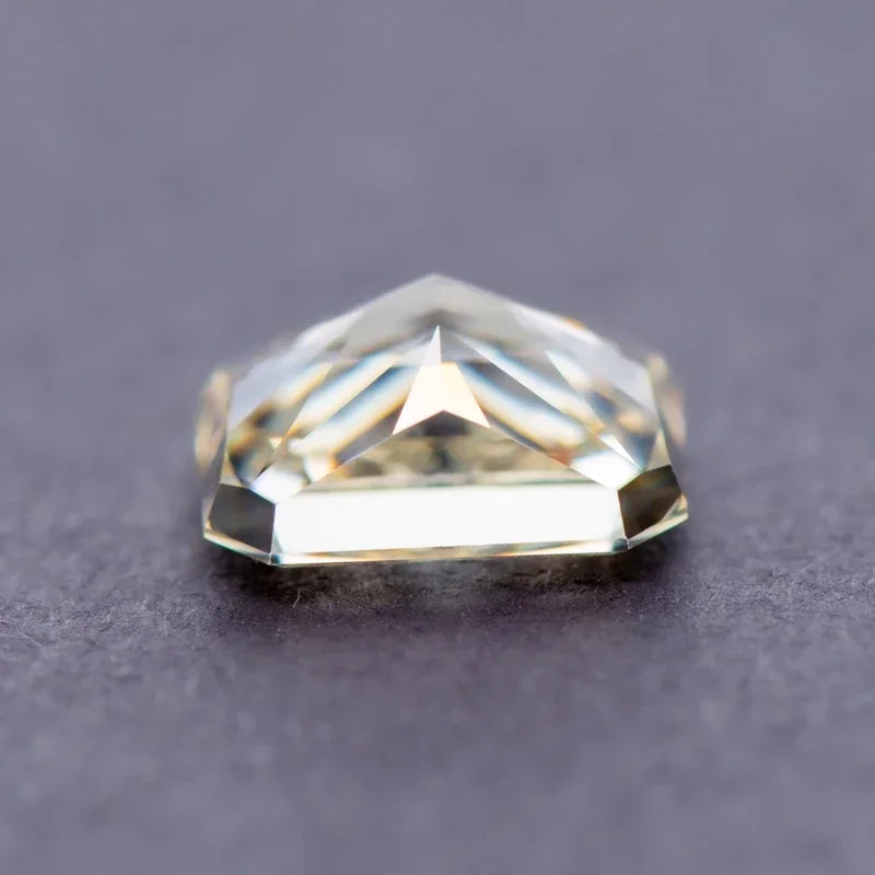 Cubic Zirconia Radiant Shape Light Yellow Color 5A Grade 4k Crushed Ice Cut Charm Stone for DIY Necklace Earrings Main Materials