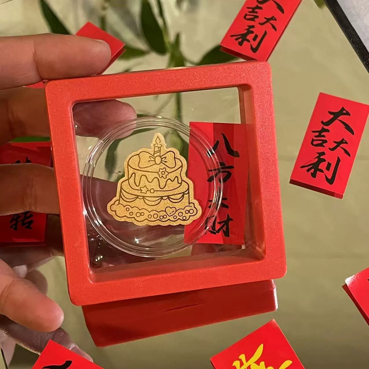 Gold phone sticker birthday cake