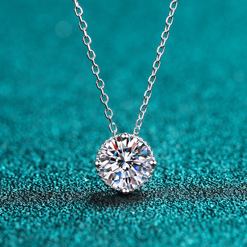 2020 New S925 Sterling Silver Round Pendant Plated with PT950 Moissanite Diamond Necklace for Women Manufacturer Live Supply