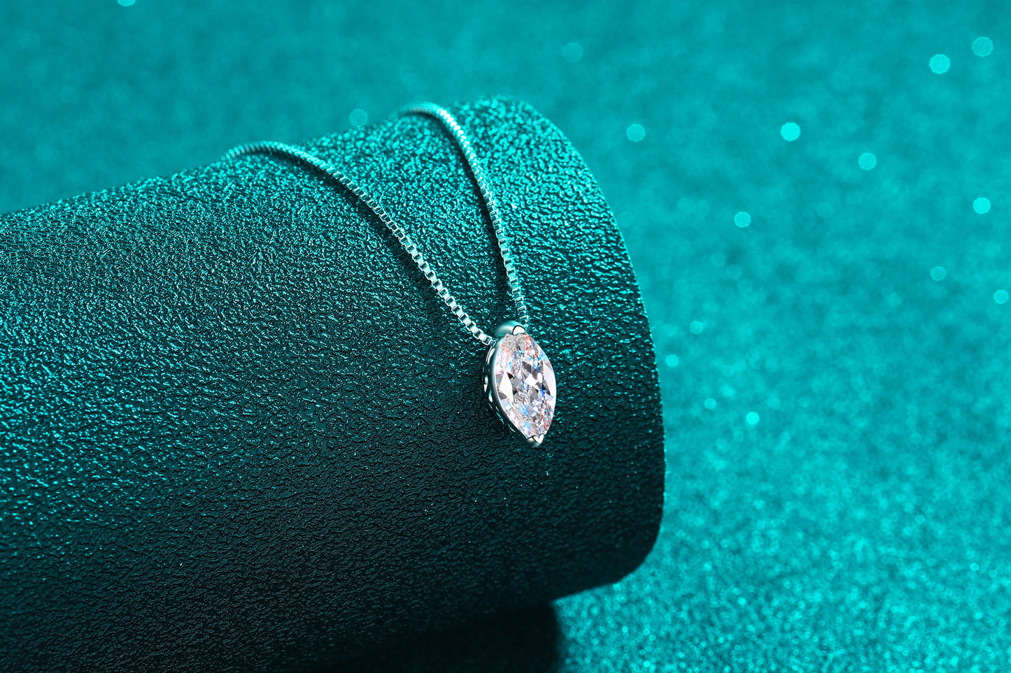 S925 Silver Women's Water Drop Simple Elegant Collarbone Chain Daily Commute Versatile Style Horse Eye Moissanite Necklace