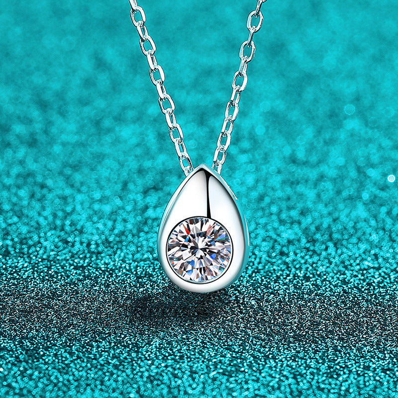 Xindeyi S925 Sterling Silver Moissanite Necklace for Women Water Drop Small Silver Bean Exquisite Pendant High-end Simple Versatile