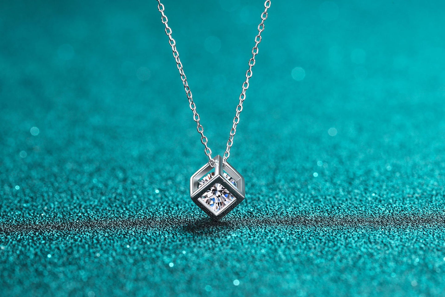 Moissanite Diamond Necklace S925 Silver Plated PT950 Gold Necklace Square Pendant Direct Supply from Manufacturer Live Hot-Selling Model