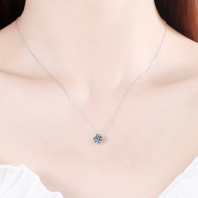 2020 New S925 Sterling Silver Round Pendant Plated with PT950 Moissanite Diamond Necklace for Women Manufacturer Live Supply