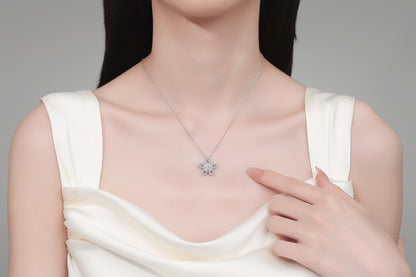 Xindeyi S925 Sterling Silver Full Moissanite Necklace for Women Sweet Flower Pendant Exquisite Fresh Temperament High-end Feel