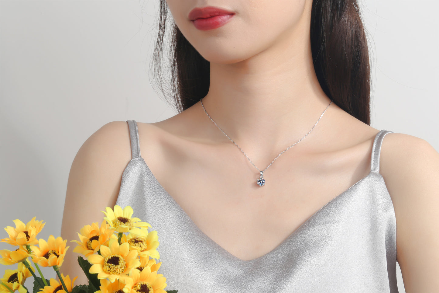 925 Sterling Silver Necklace for Women 1 Carat Moissanite Six-Prong Pendant Necklace Simulated Diamond Collarbone Chain Direct Supply from Manufacturer