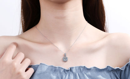 925 Sterling Silver Plated PT950 Gold Necklace Four-Prong Women Moissanite Necklace Sachet Pendant Collarbone Chain Direct Supply from Manufacturer