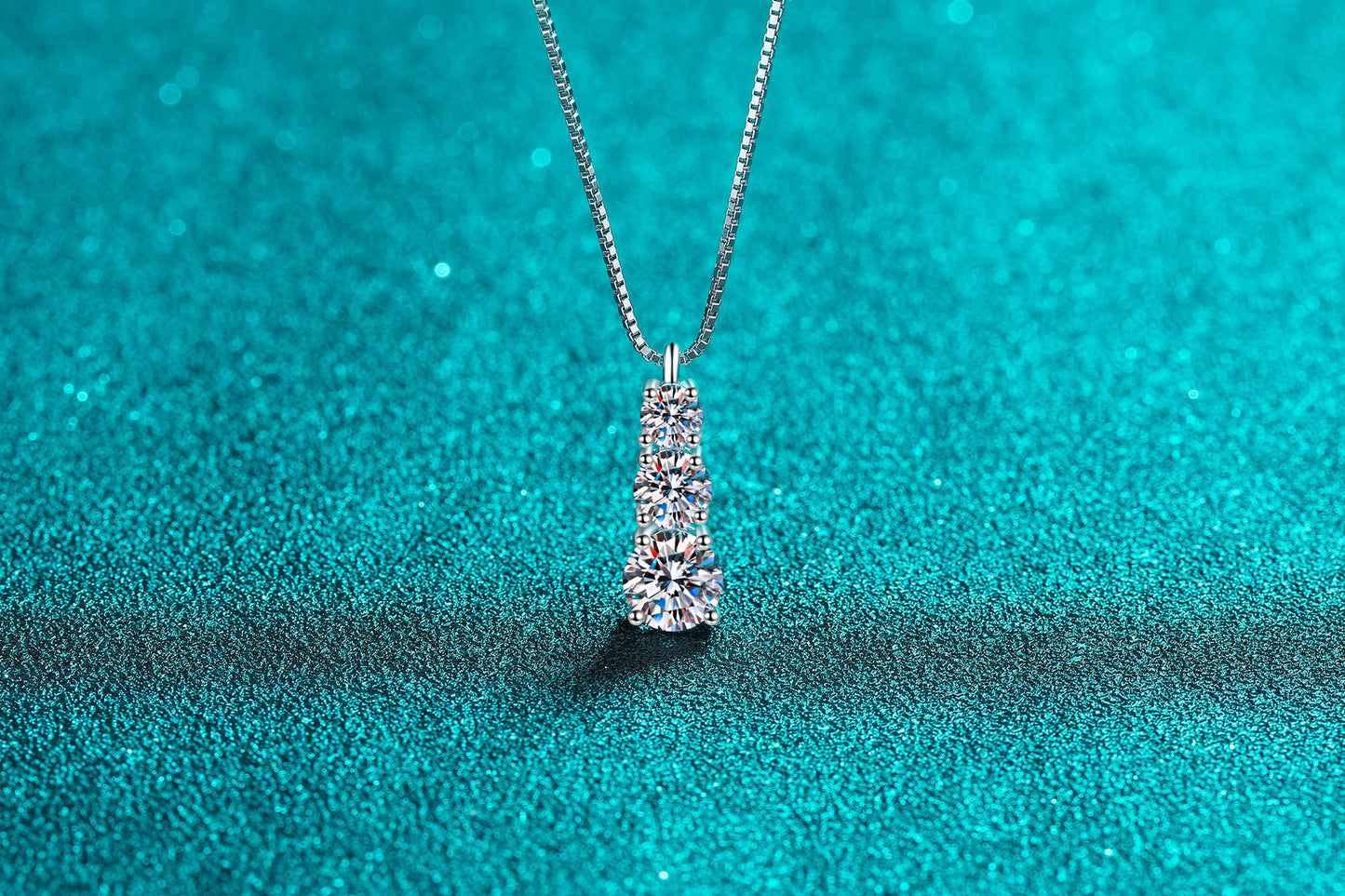 925 Sterling Silver Plated PT950 Gold Pendant Manufacturer In Stock Wholesale Moissanite Necklace Collarbone Chain