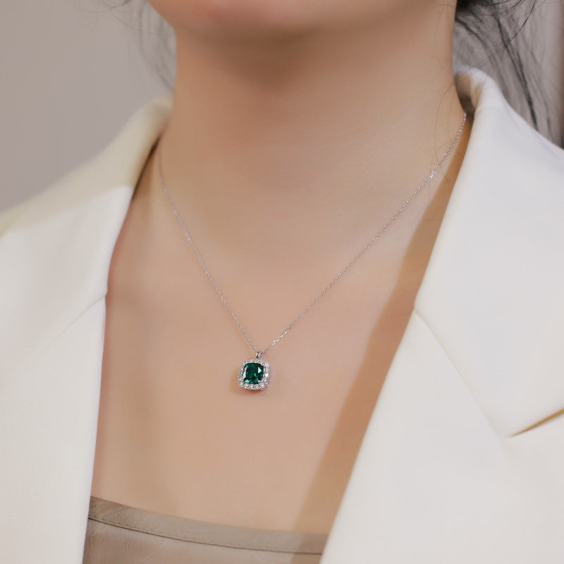 High-end and exquisite cultivated emerald pendant, S925 silver surrounded by cultivated colored gemstone necklace