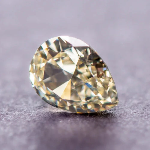 Cubic Zirconia Pear Shape Light Yellow Color 5A Grade 4k Crushed Ice Cut Charm Stone for DIY Jewelry Making Rings Main Materials