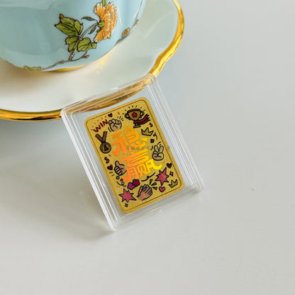 Gold color mobile phone stickers are expected to have a bright future