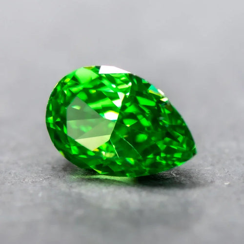 Cubic Zirconia Pear Shape Green Color High Quality 4k Crushed Ice Cut Charm Stone for DIY Jewelry Making Necklace Main Materials
