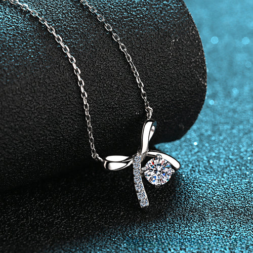2020 New S925 Sterling Silver Necklace Four-Prong Women's 50 Carat Moissanite Bow Necklace Simulated Diamond Collarbone Chain