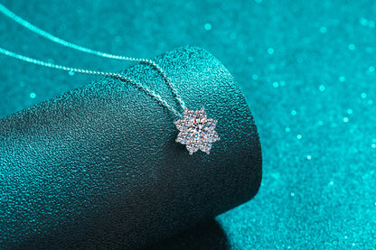 925 Sterling Silver Necklace for Women Sunflower Moissanite Collarbone Chain Plated with PT950 Gold Neck Chain Manufacturer In Stock Wholesale