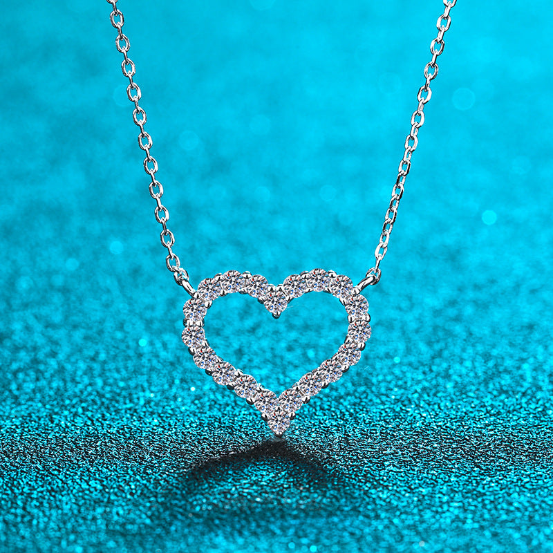 S925 Sterling Silver Plated PT950 Gold Heart Pendant Trendy Necklace Women's Pendant Accessories Wholesale Direct Supply from Manufacturer