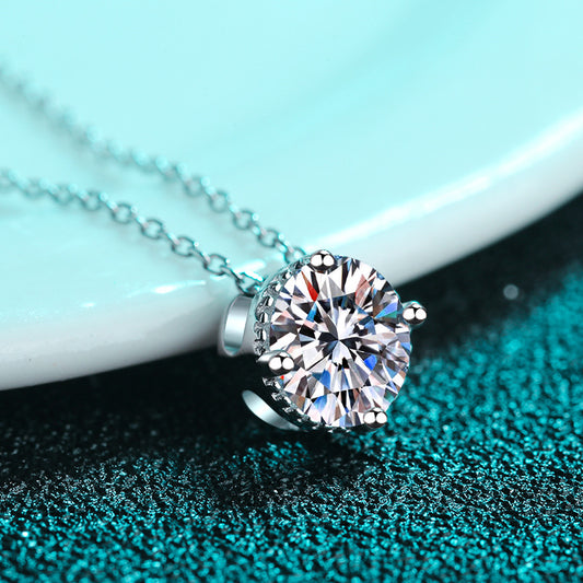2020 New S925 Sterling Silver Round Pendant Plated with PT950 Moissanite Diamond Necklace for Women Manufacturer Live Supply